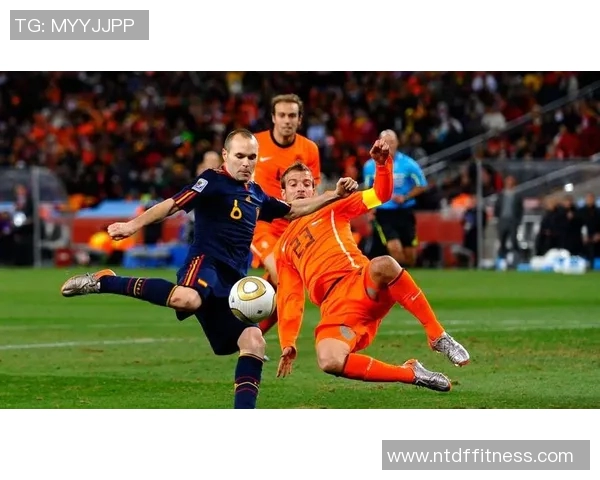 足球明星们的帅气瞬间精彩踢球片段集锦让你热血沸腾 足球明星们的帅气瞬间精彩踢球片段集锦让你热血沸腾