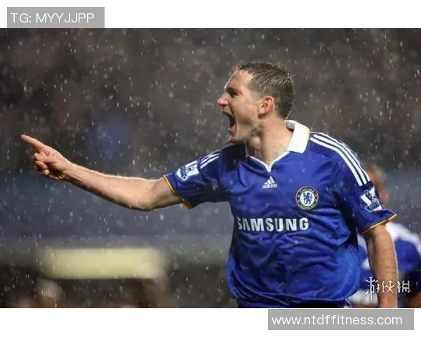 足球明星怒火中烧背后的段位秘密与职业生涯的影响分析