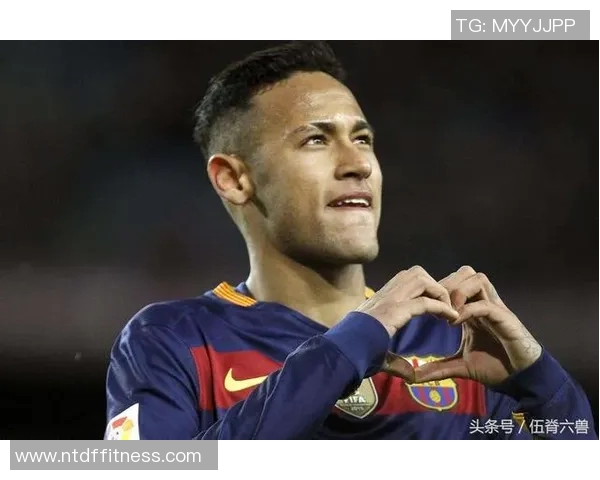 C罗足球明星卡片的魅力与收藏价值探秘 C罗足球明星卡片的魅力与收藏价值探秘